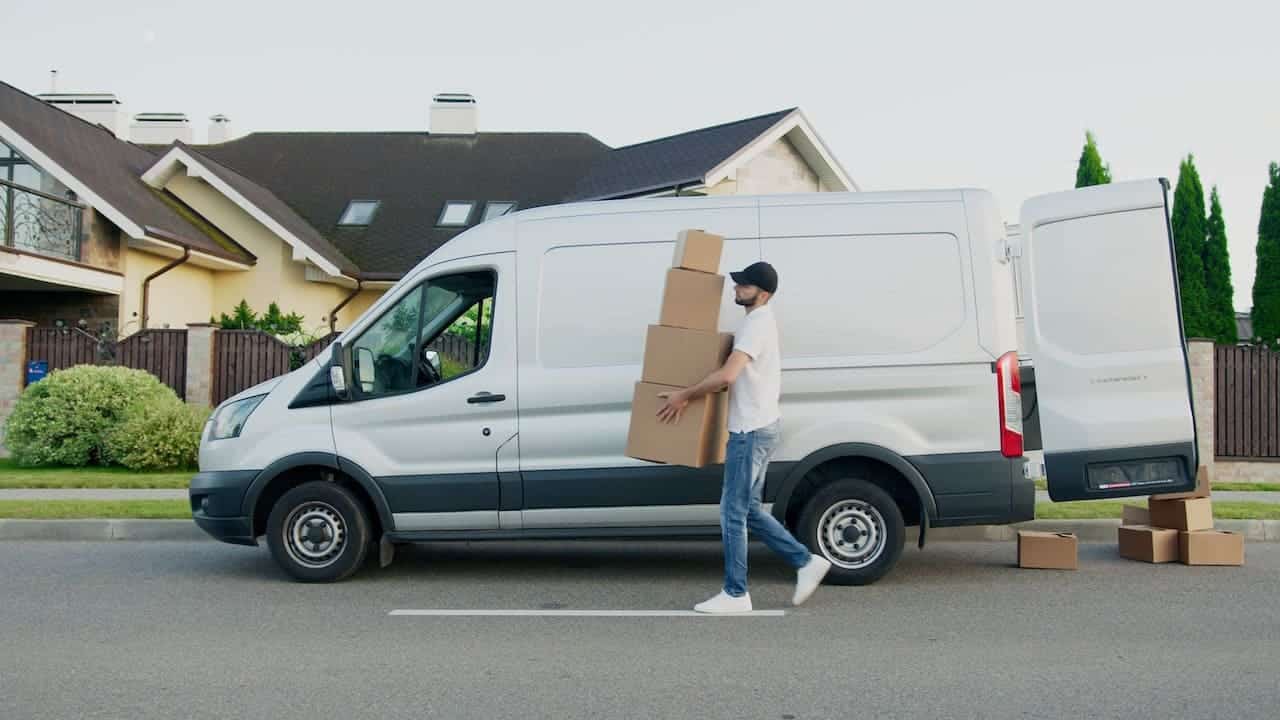 How to hire movers for cheap
